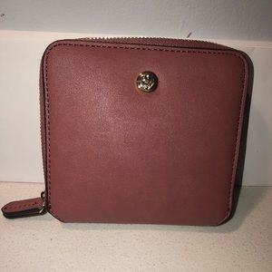 Nine West Wallet 🥀